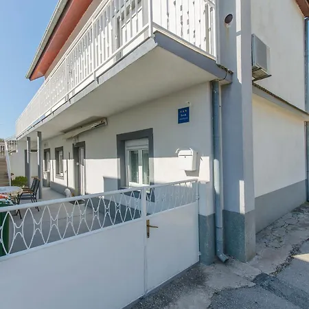 Apartment Danica